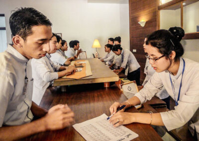 front-office-training-students-hospitality